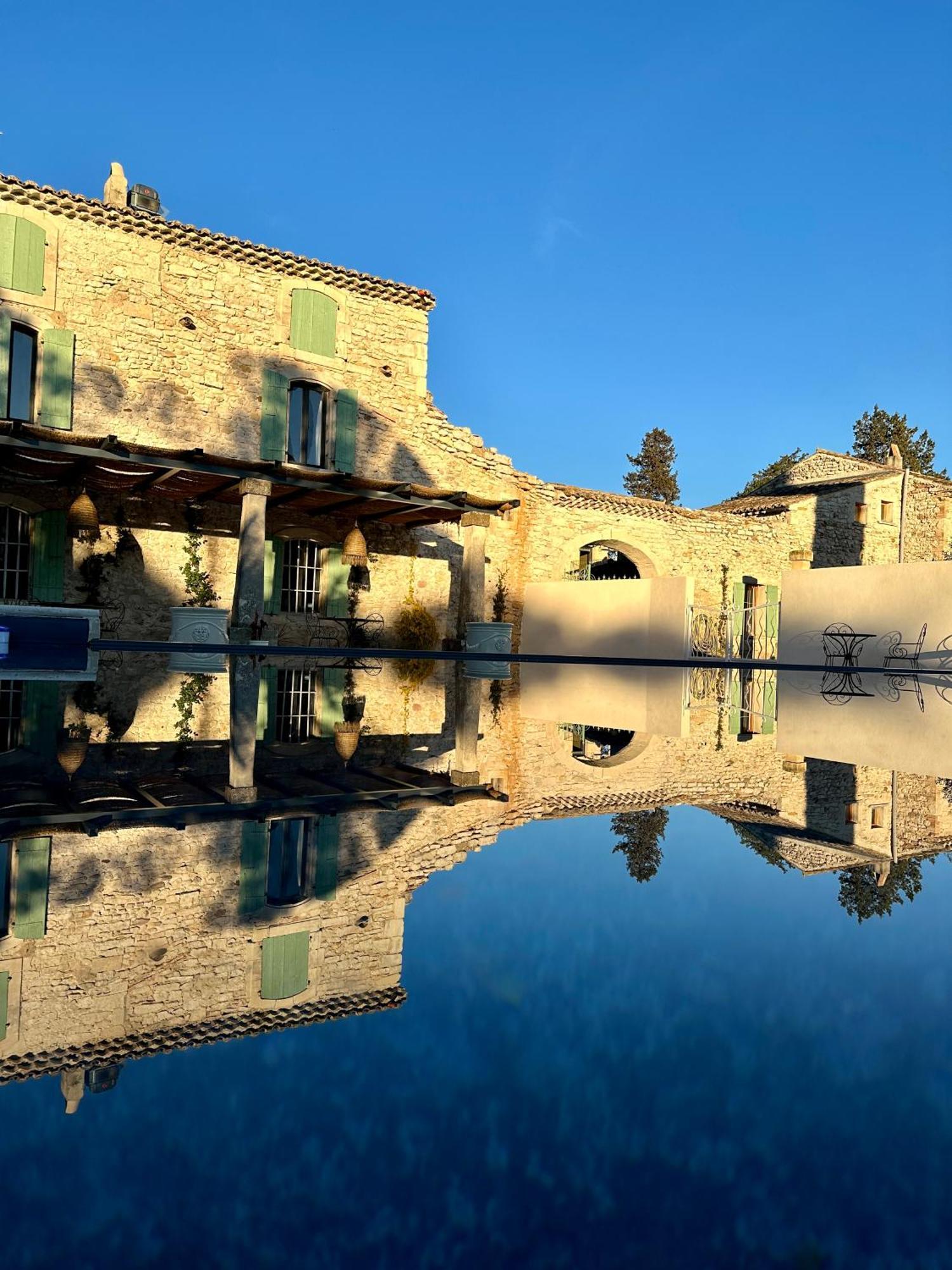 Maison Roucas - Restaurant Et Chambres D'Hotes Solerieux Bagian luar foto